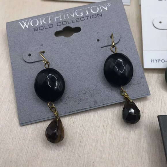 Lot 8 New Trendy Earrings Jewelry Mix Casual to Statement Dangle Long and Short - Picture 2 of 9